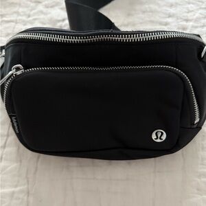 lululemon athletica Black Belt Bag with Modern Design